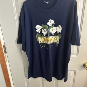 Jerzees Navy Heavyweight Iowa T-Shirt w/Calla Lilies